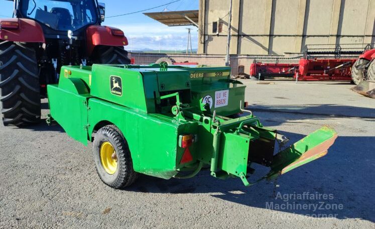 John Deere 339